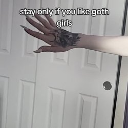 HORNY GOTH BABE SURPRISES HER OMEGLE FANS.